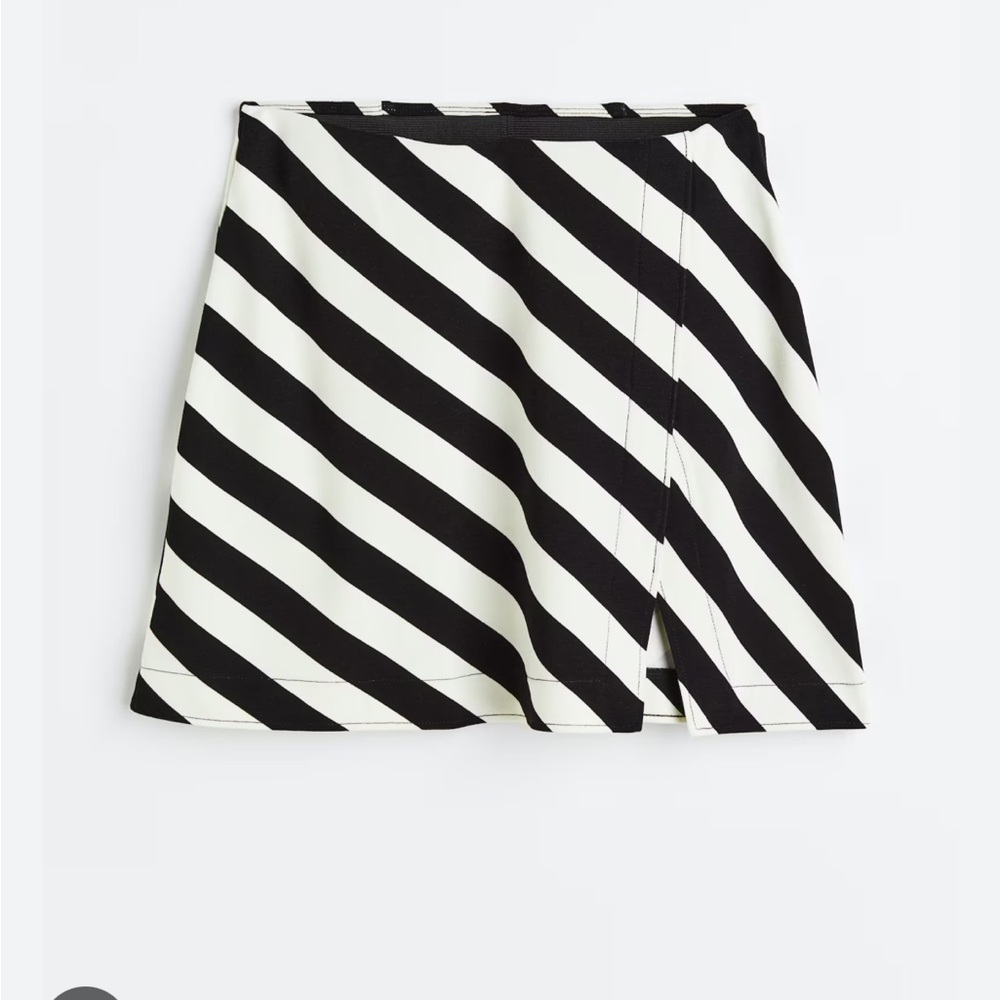 COPY - 🦓 H&M Black and White/cream Striped Skirt -NWOT